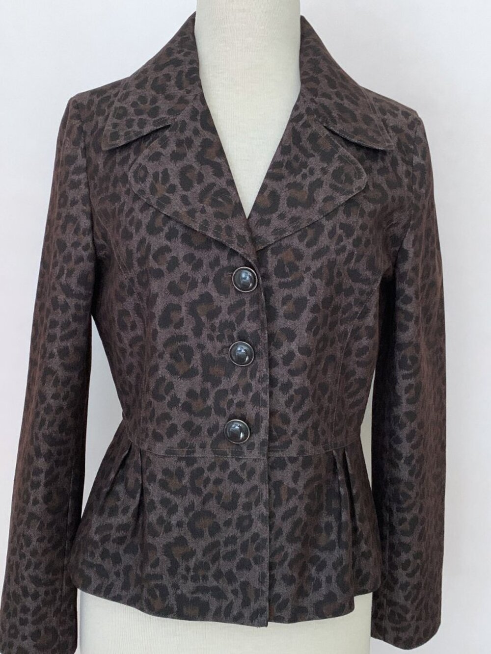 Light Brown Leopard Print Denim Peplum Jacket | Size Medium